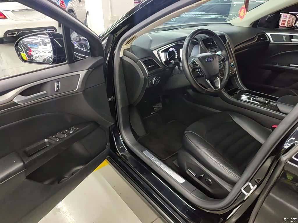 Ford Mondeo, 2017 16
