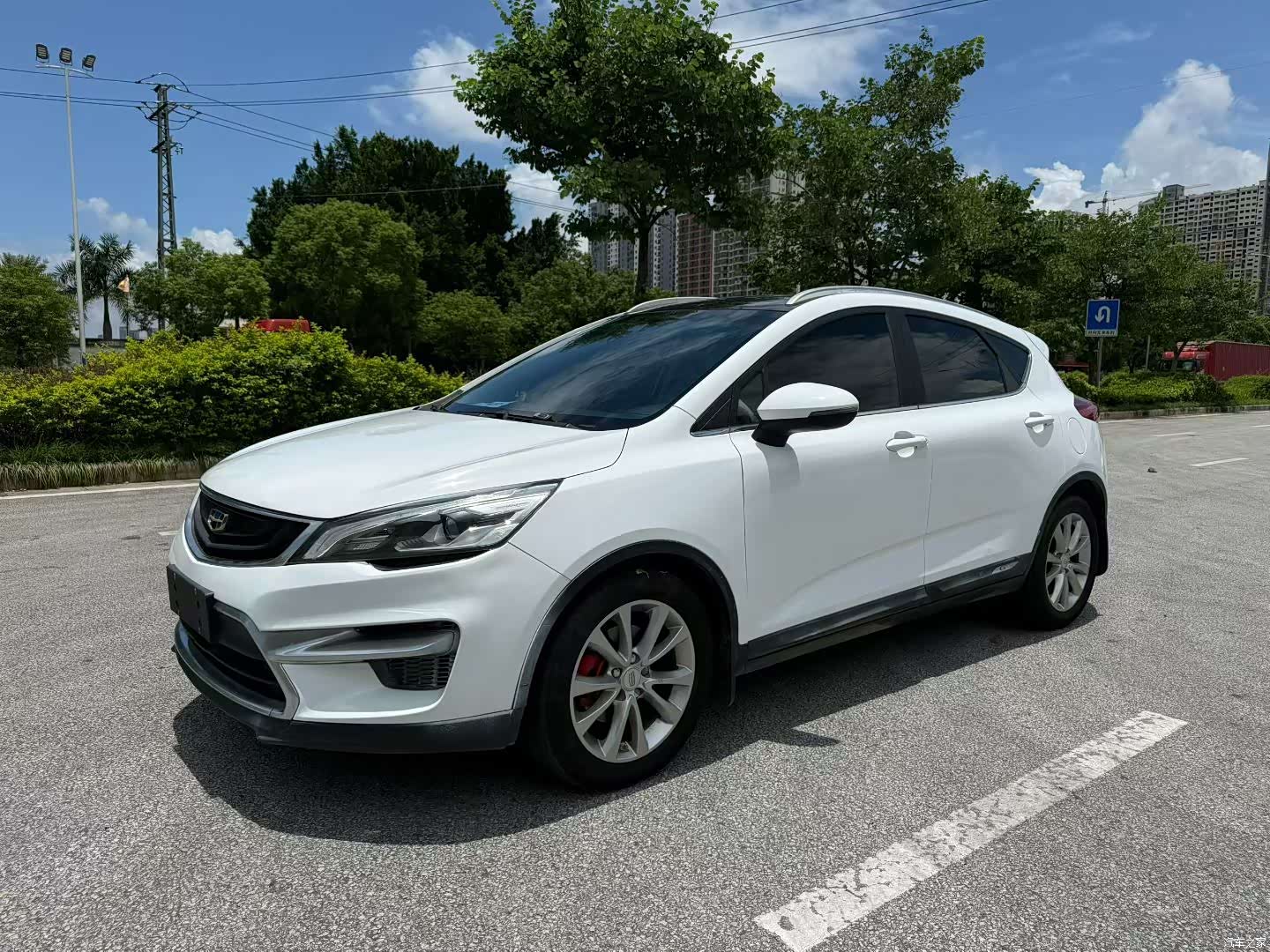 Geely Emgrand, 2017 1