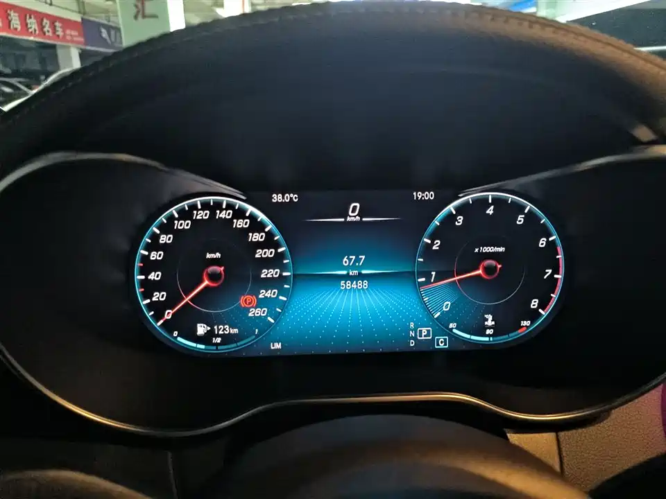 Mercedes-Benz GLC Mercedes-Benz GLC