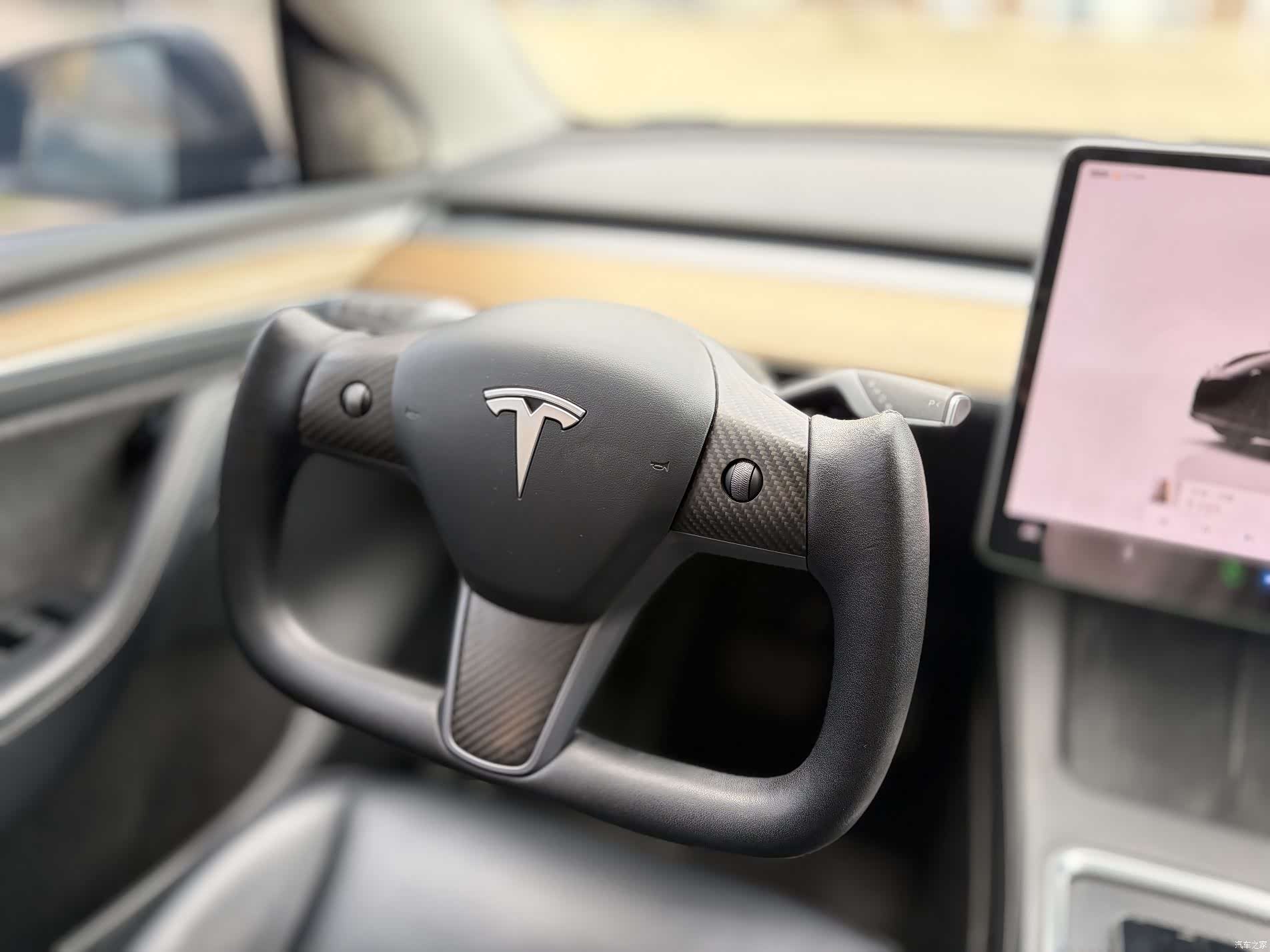 Tesla Model Y, 2022 12