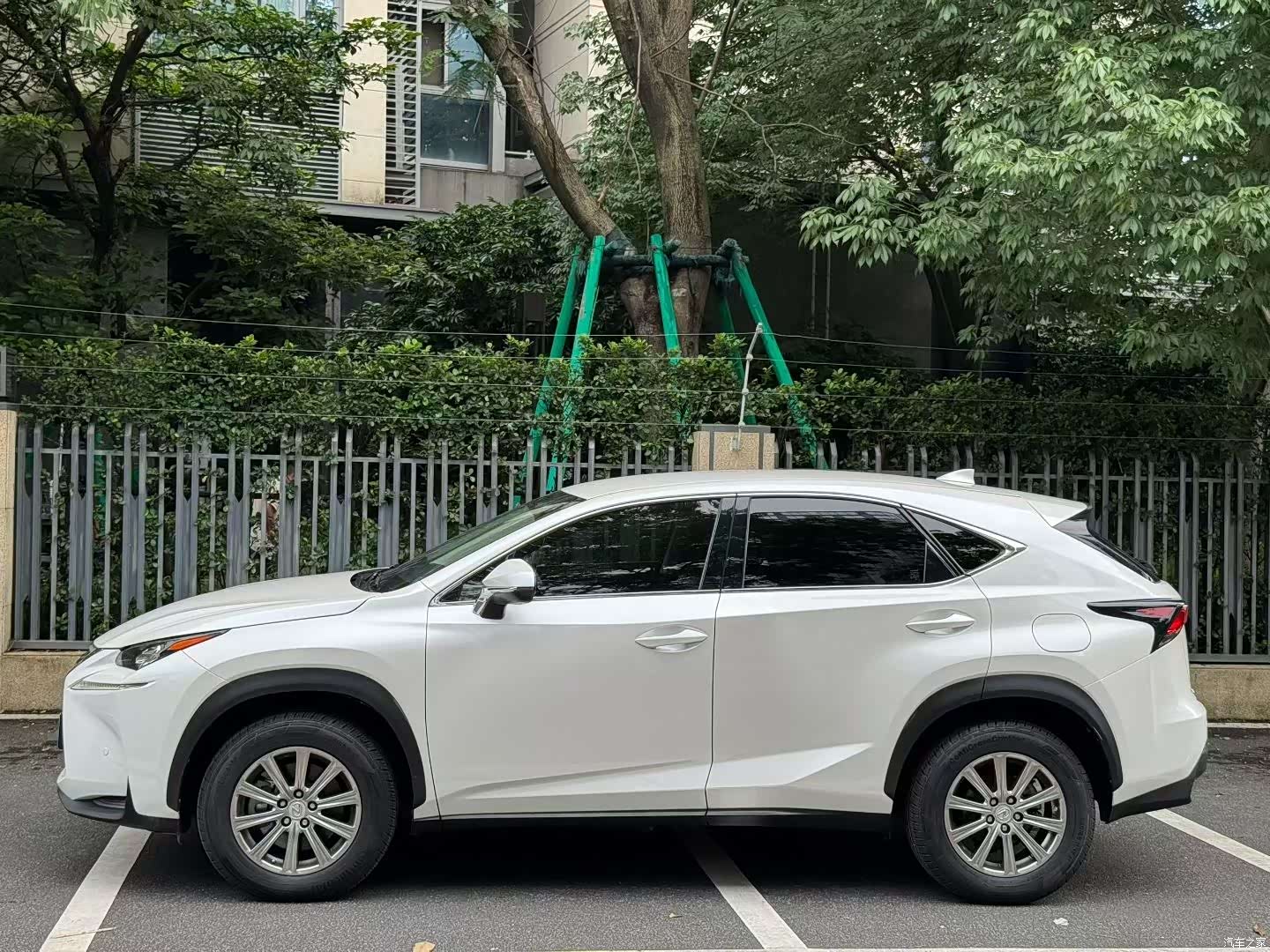 Lexus NX, 2017 3