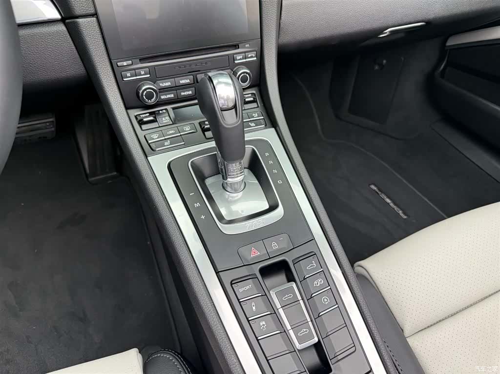 Porsche Boxster, 2024 9