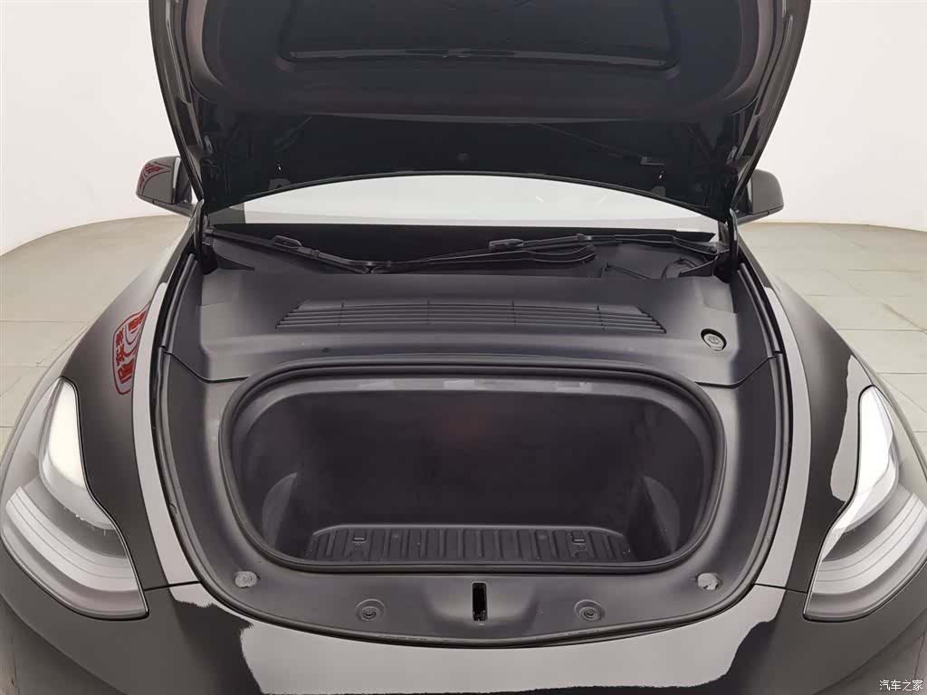 Tesla Model Y, 2021 6