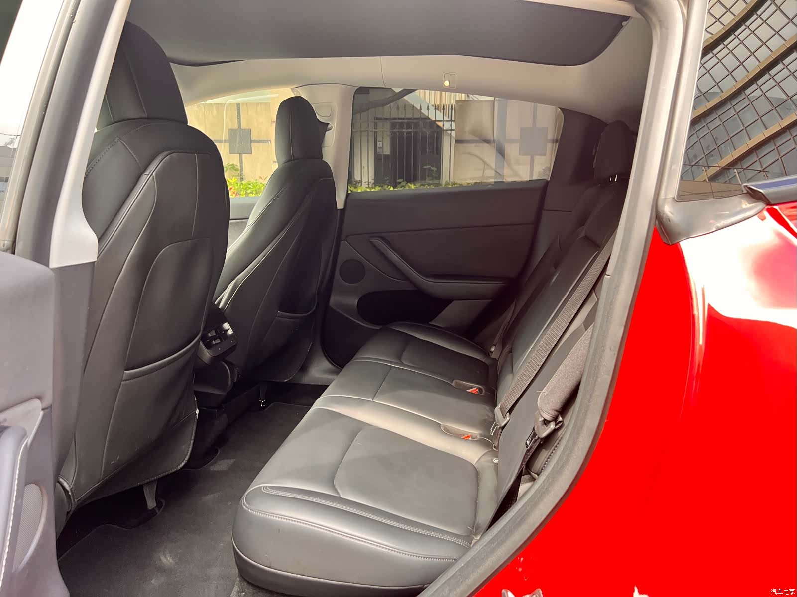 Tesla Model Y, 2021 6