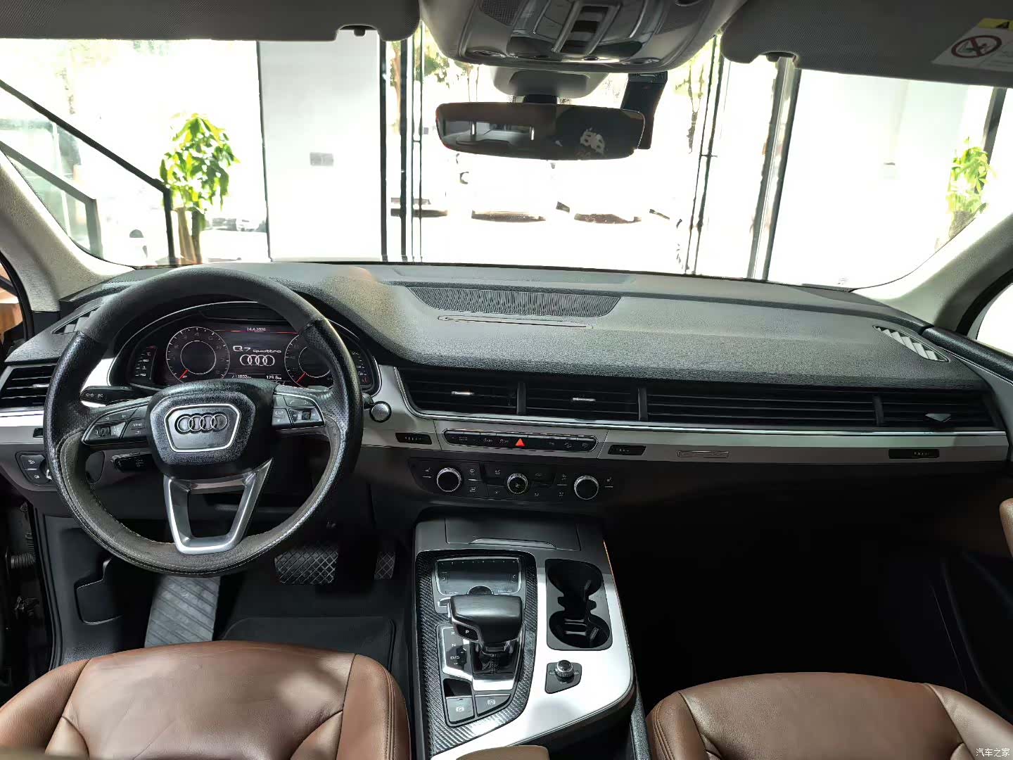 Audi Q7, 2018 все фото