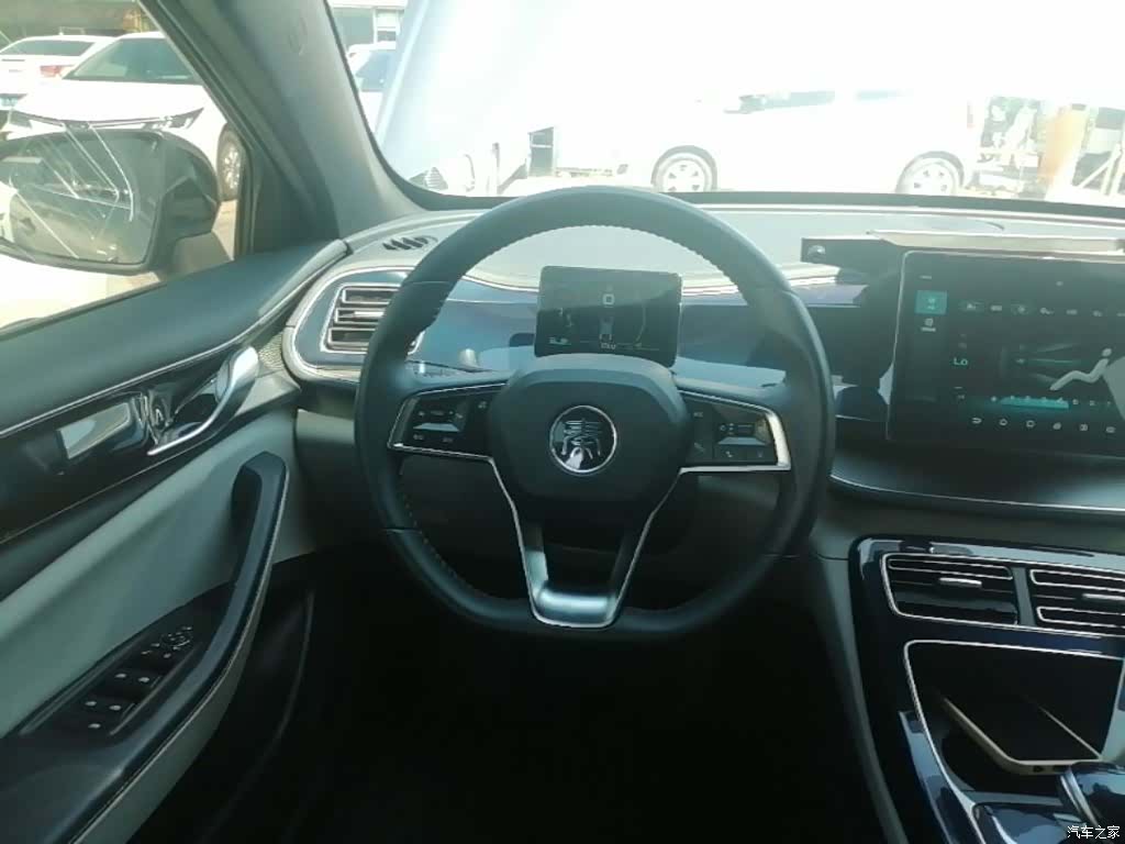 BYD Qin, 2022 11