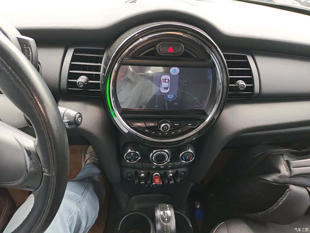 Mini ONE, 2017 13