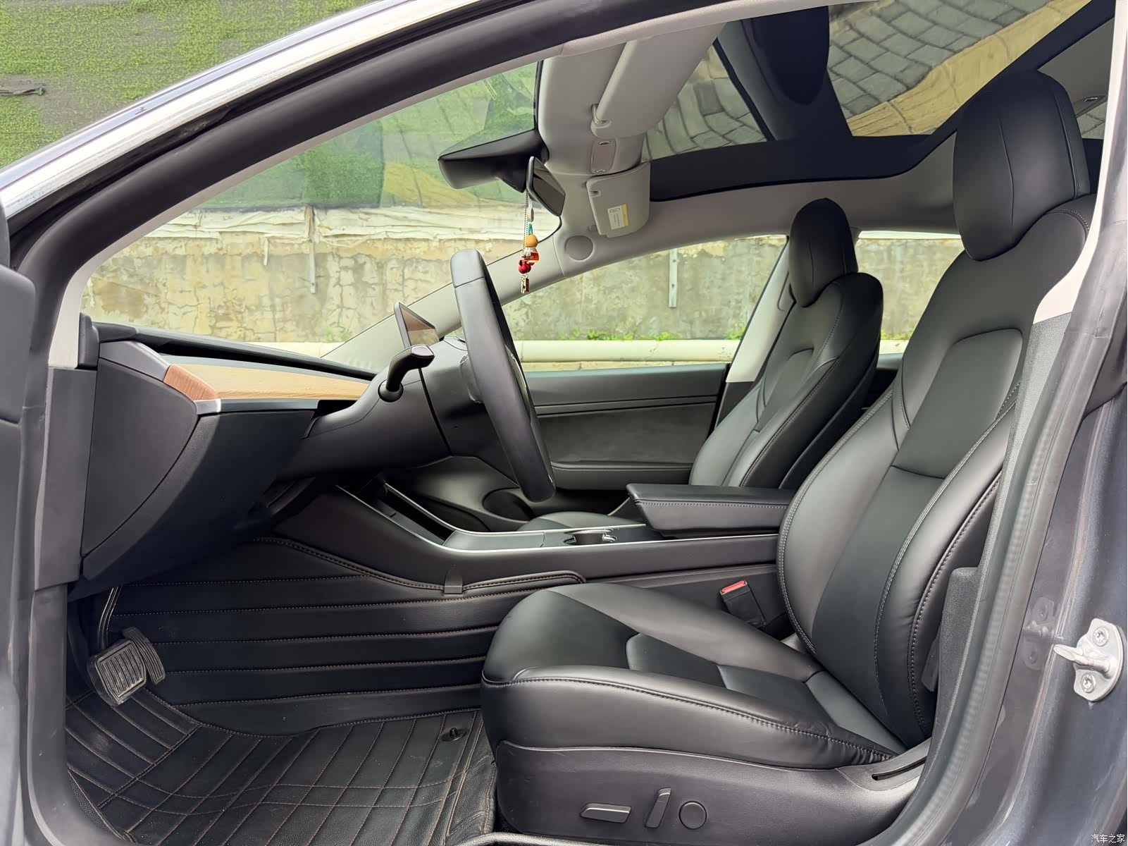 Tesla Model 3, 2020 6