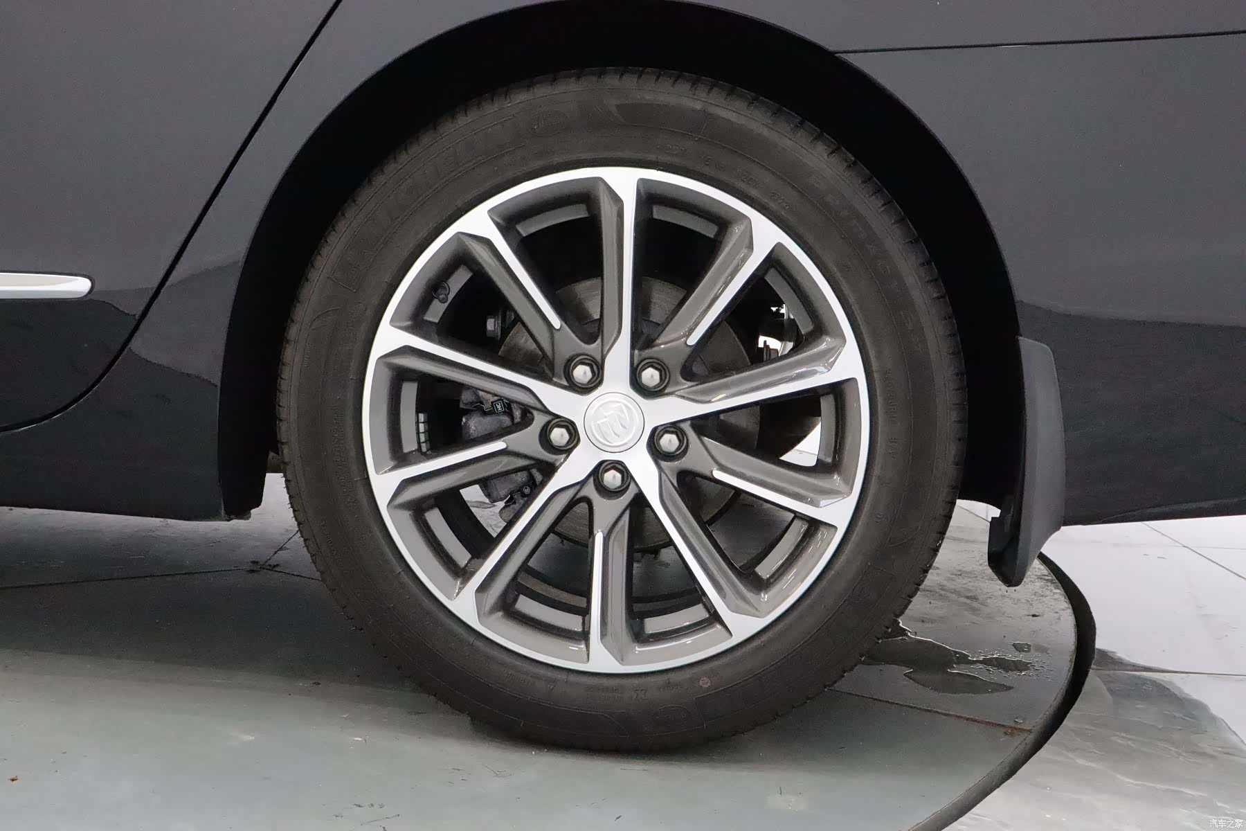 Buick LaCrosse, 2022 13