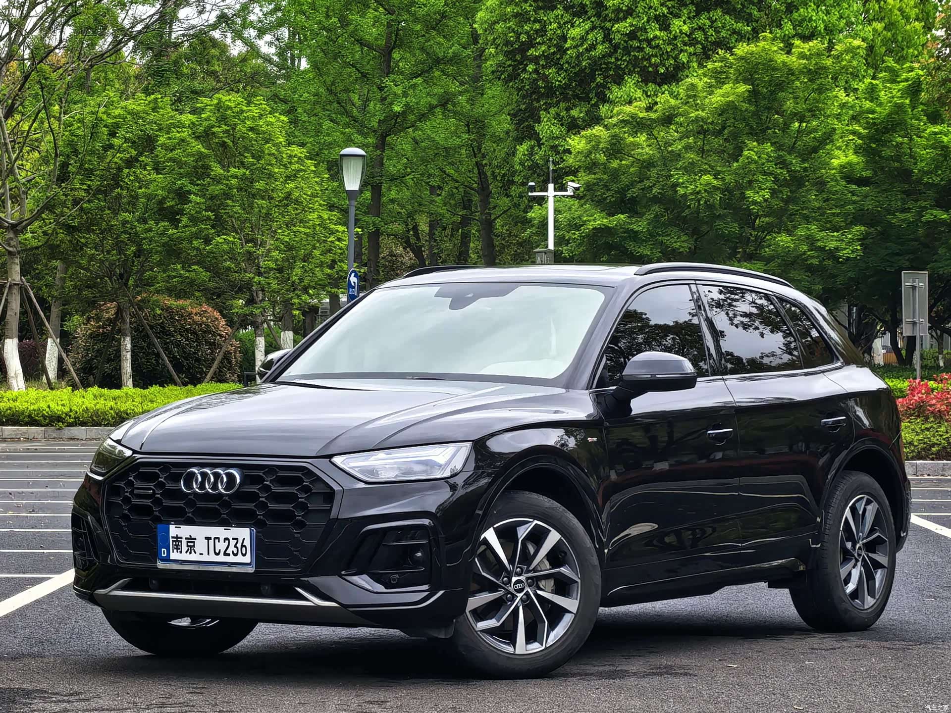 Audi Q5L, 2023 1