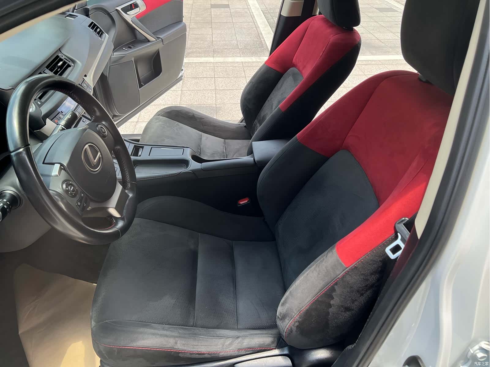 Lexus CT, 2019 19