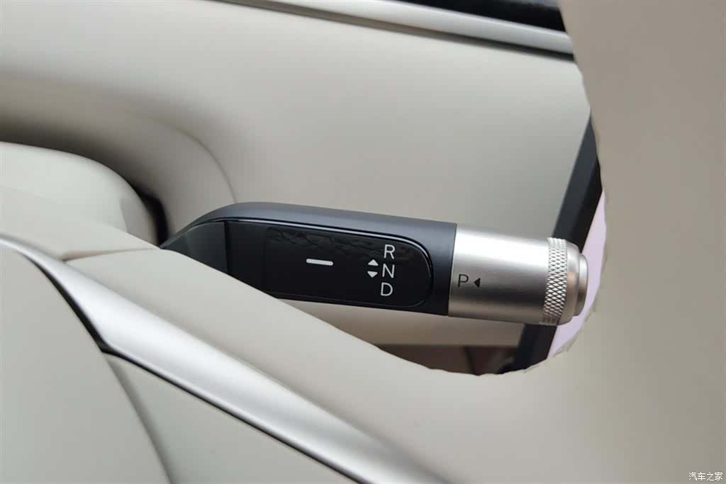 NIO L90, 2025 16