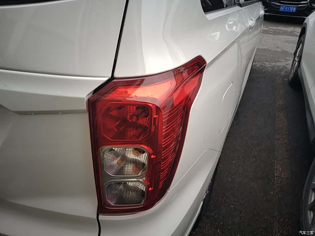 Wuling Hongguang, 2024 8