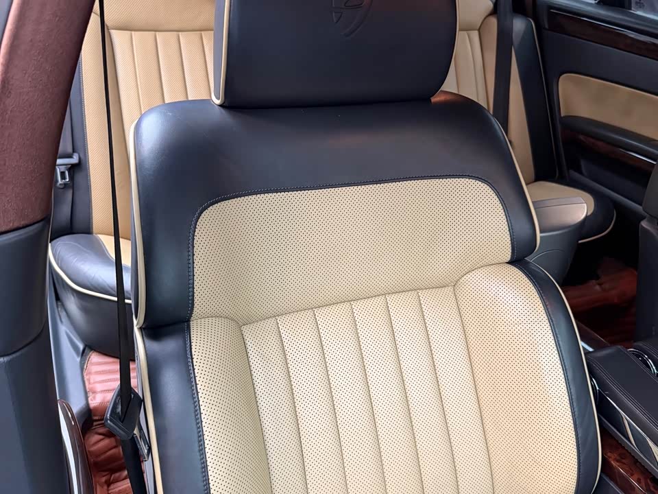 Volkswagen Phaeton