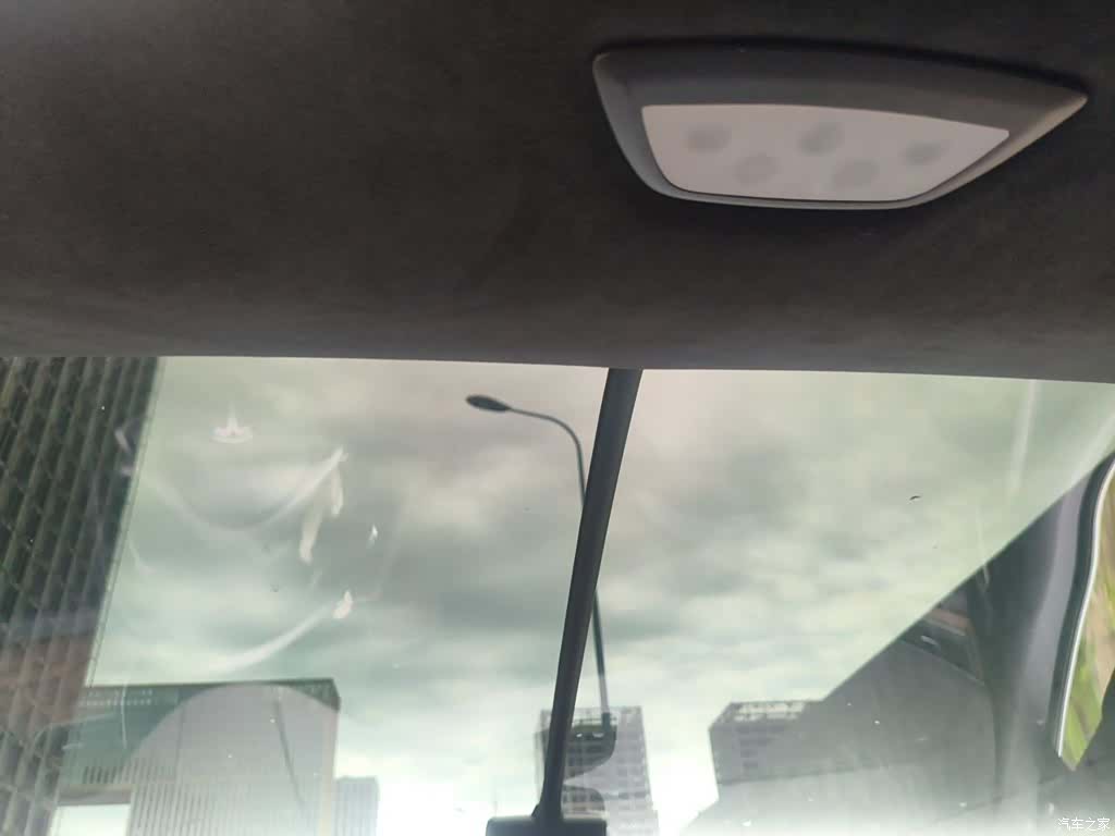 Tesla Model X, 2020 9