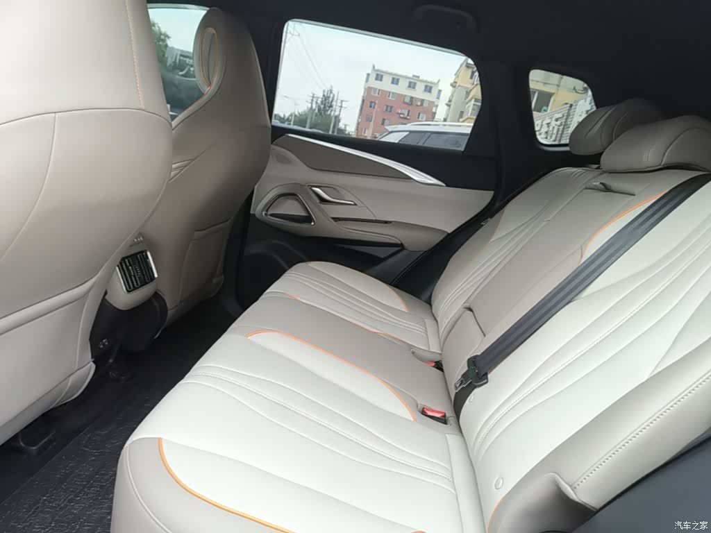 BYD Song, 2024 13