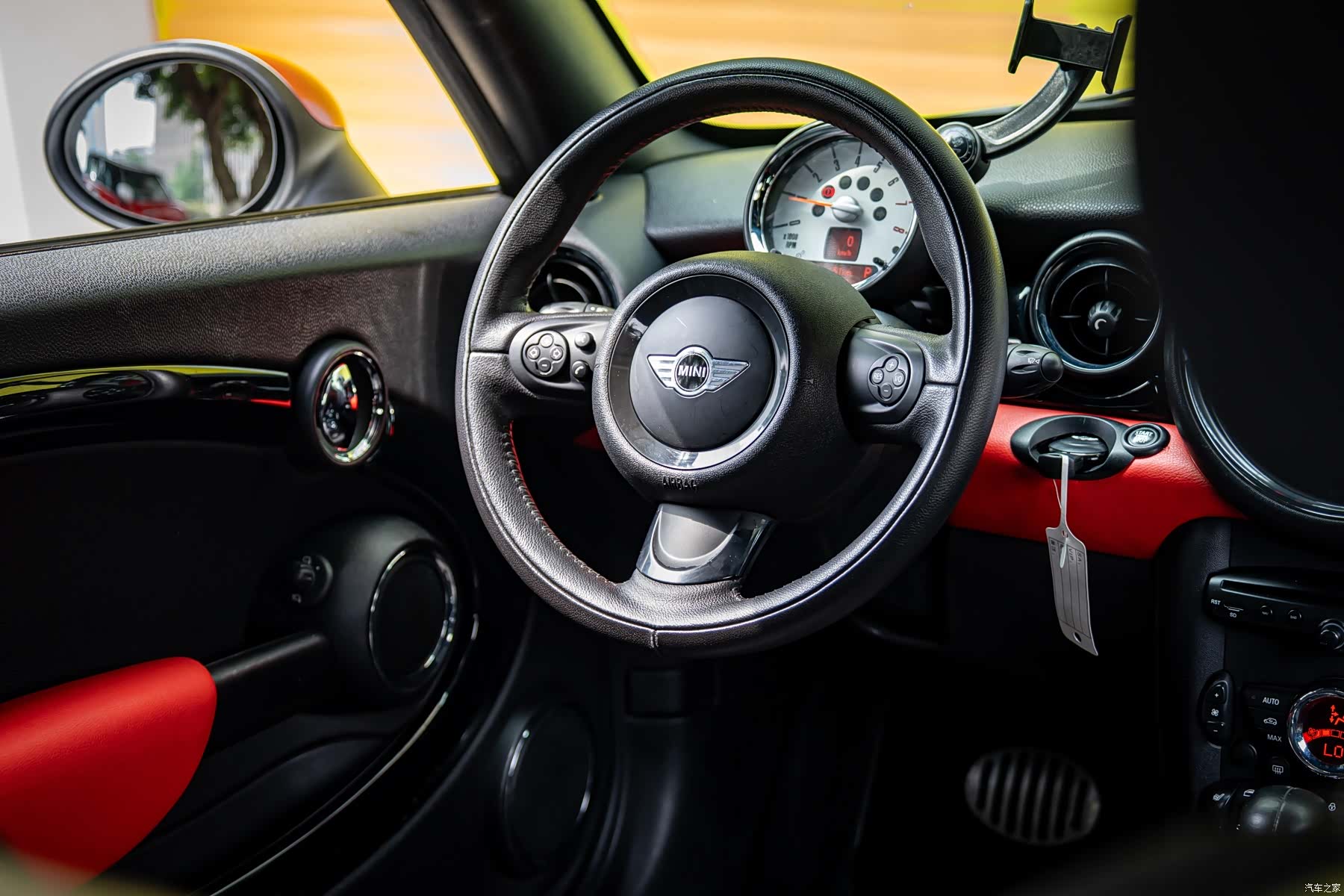 Mini Cooper, 2012 17