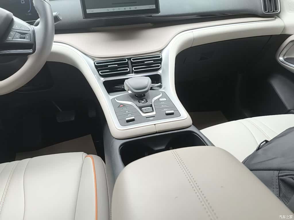 BYD Song, 2024 10