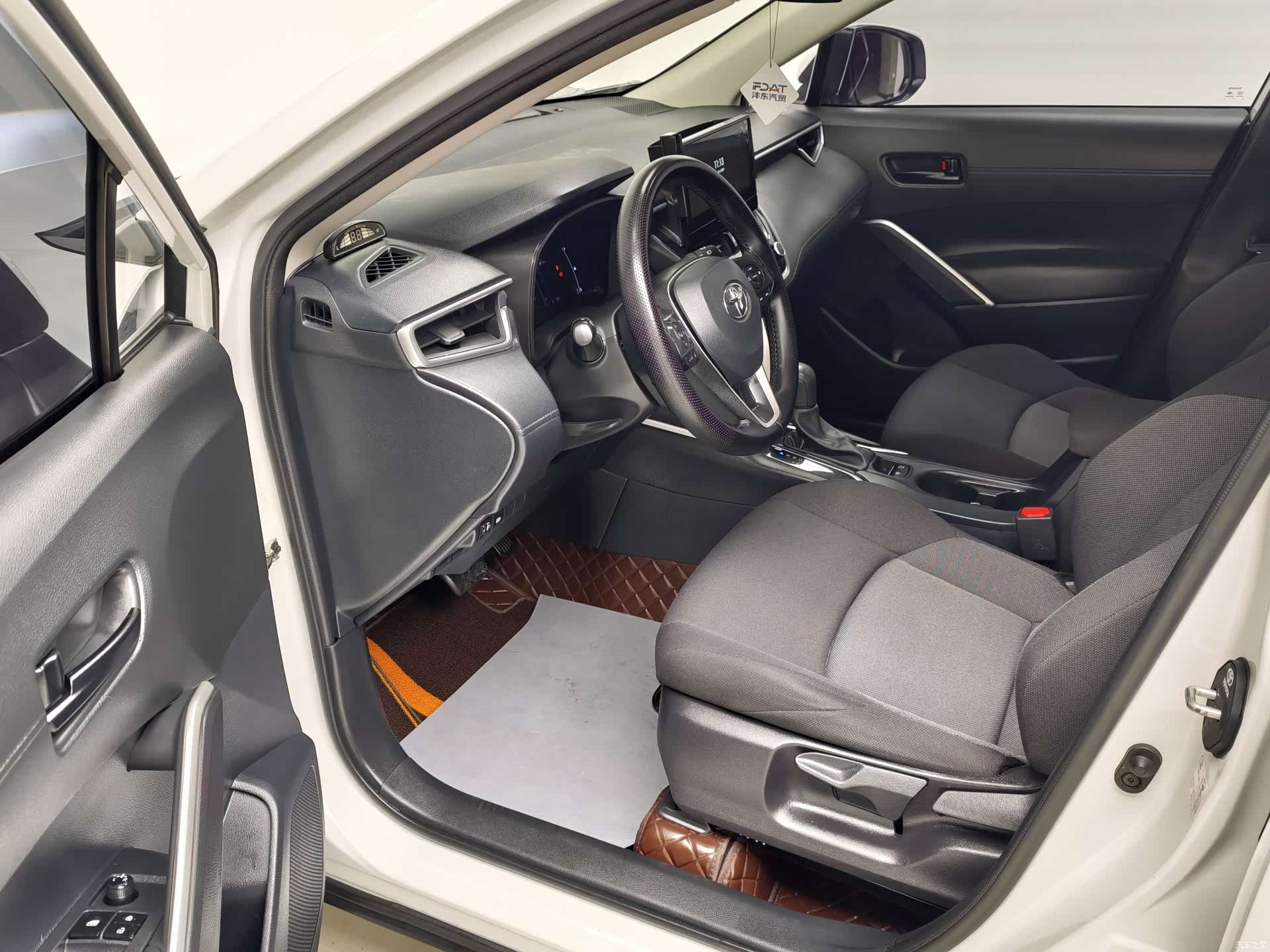 Toyota Frontlander, 2023 15