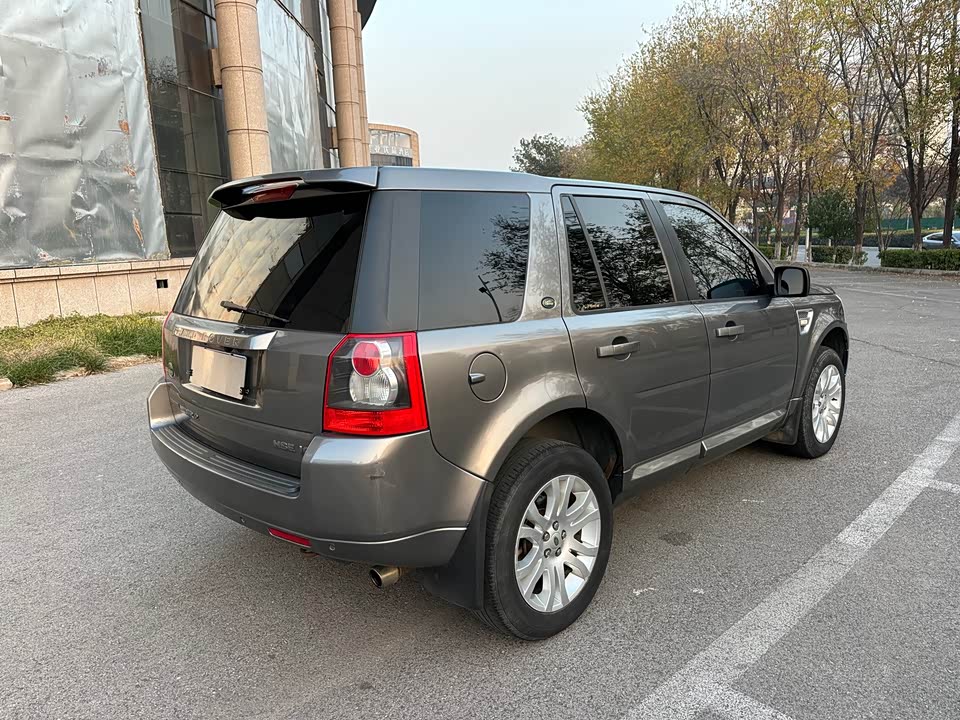 Land Rover Freelander 2