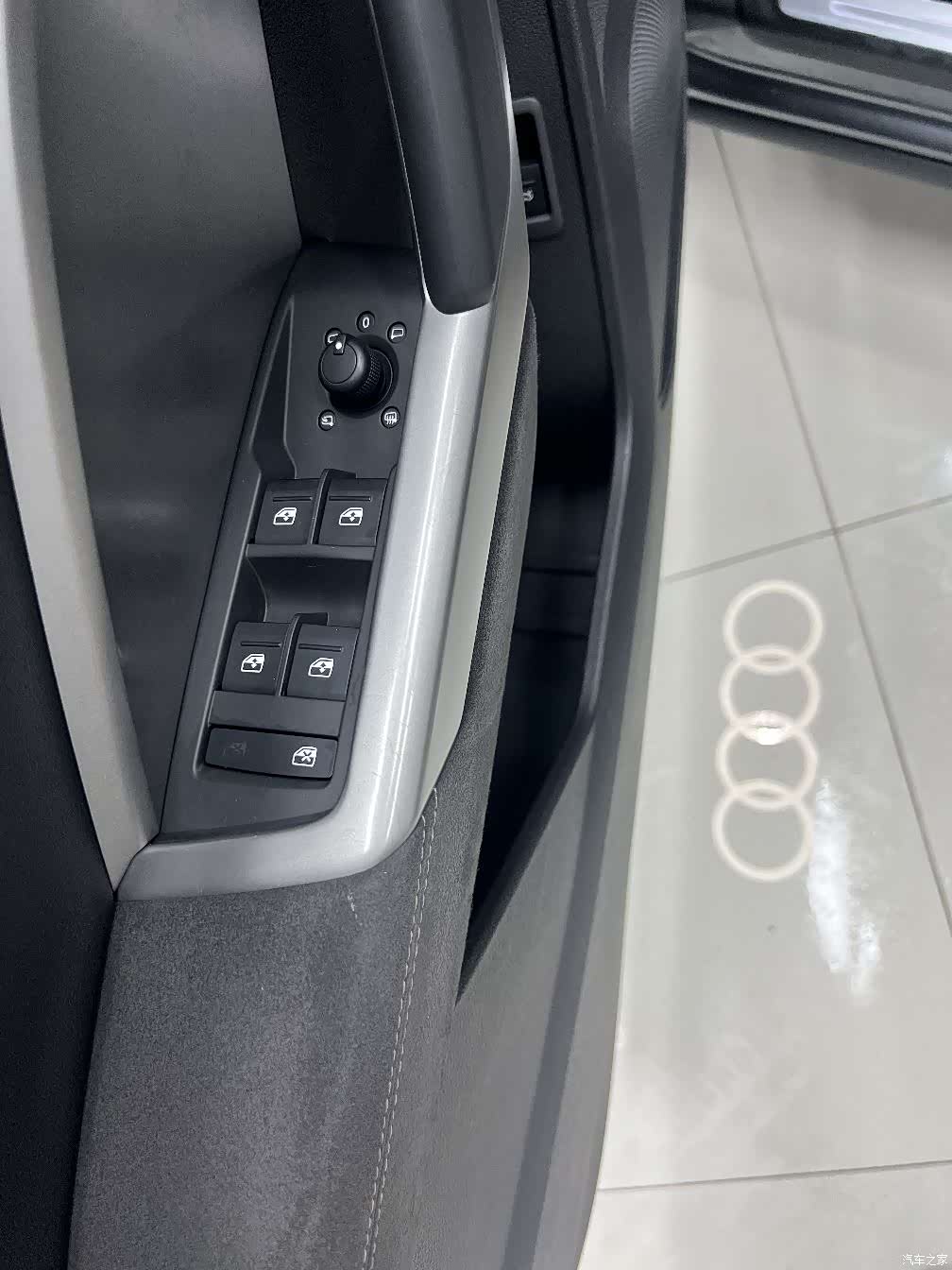 Audi Q3, 2023 13
