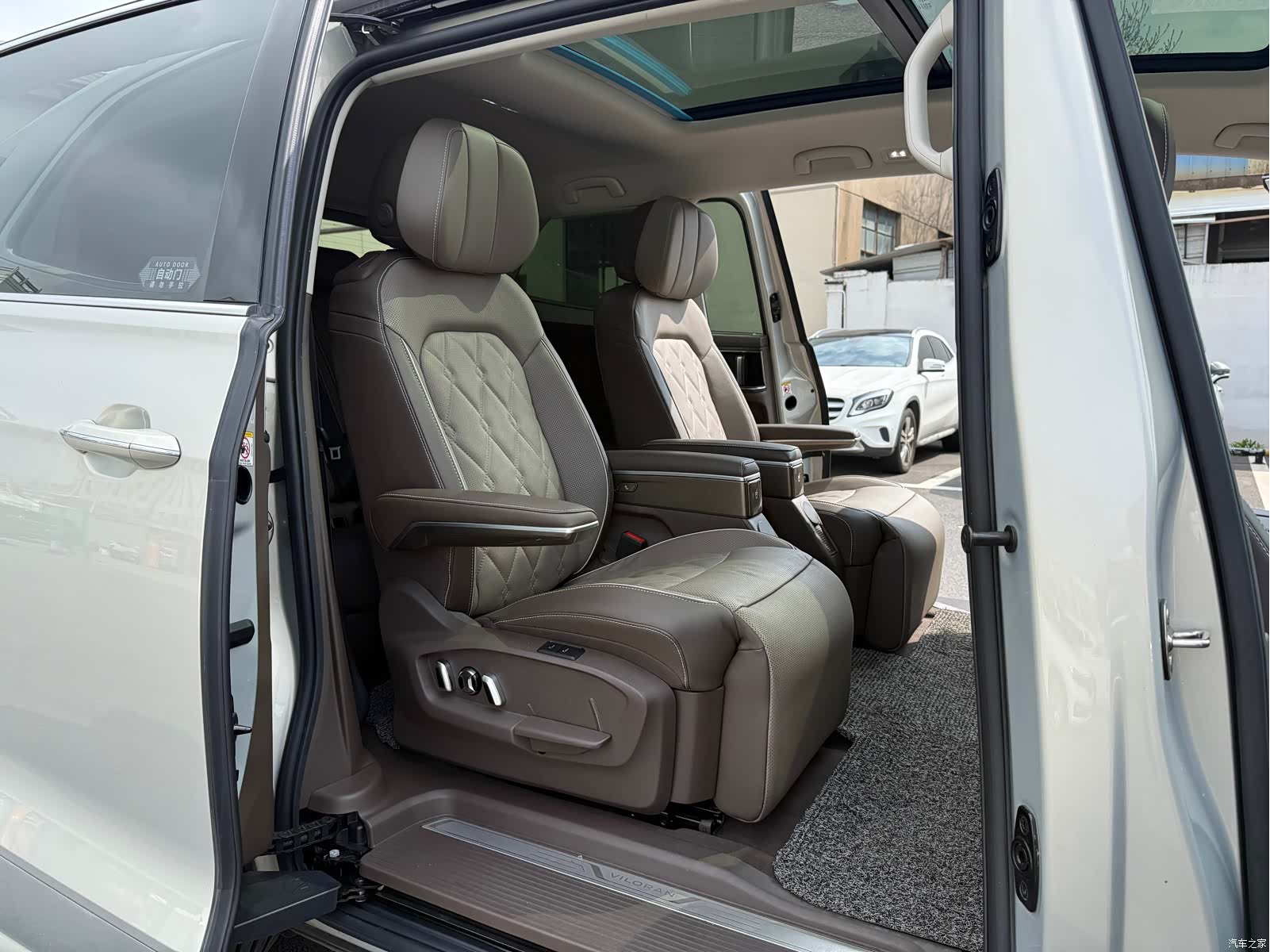 Volkswagen Viloran, 2022 19