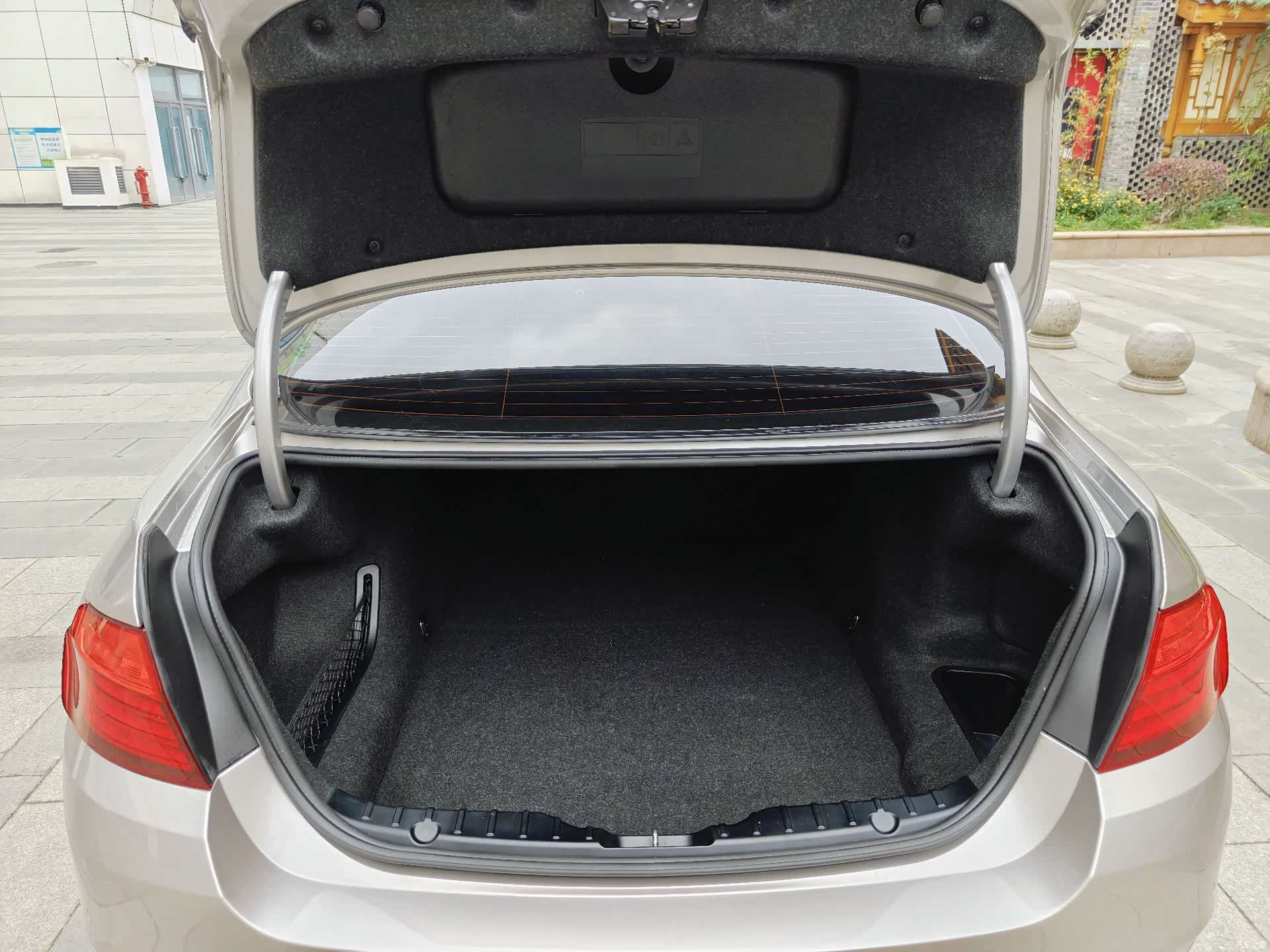 BMW 5 Series, 2015 12
