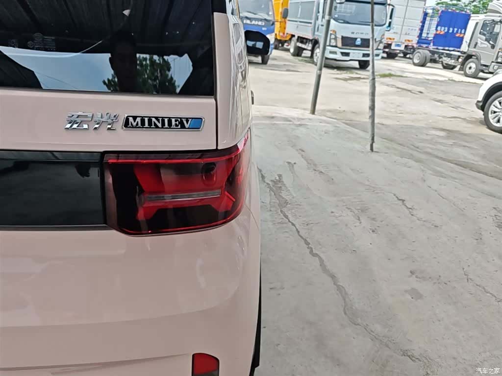 Wuling MINIEV, 2023 8
