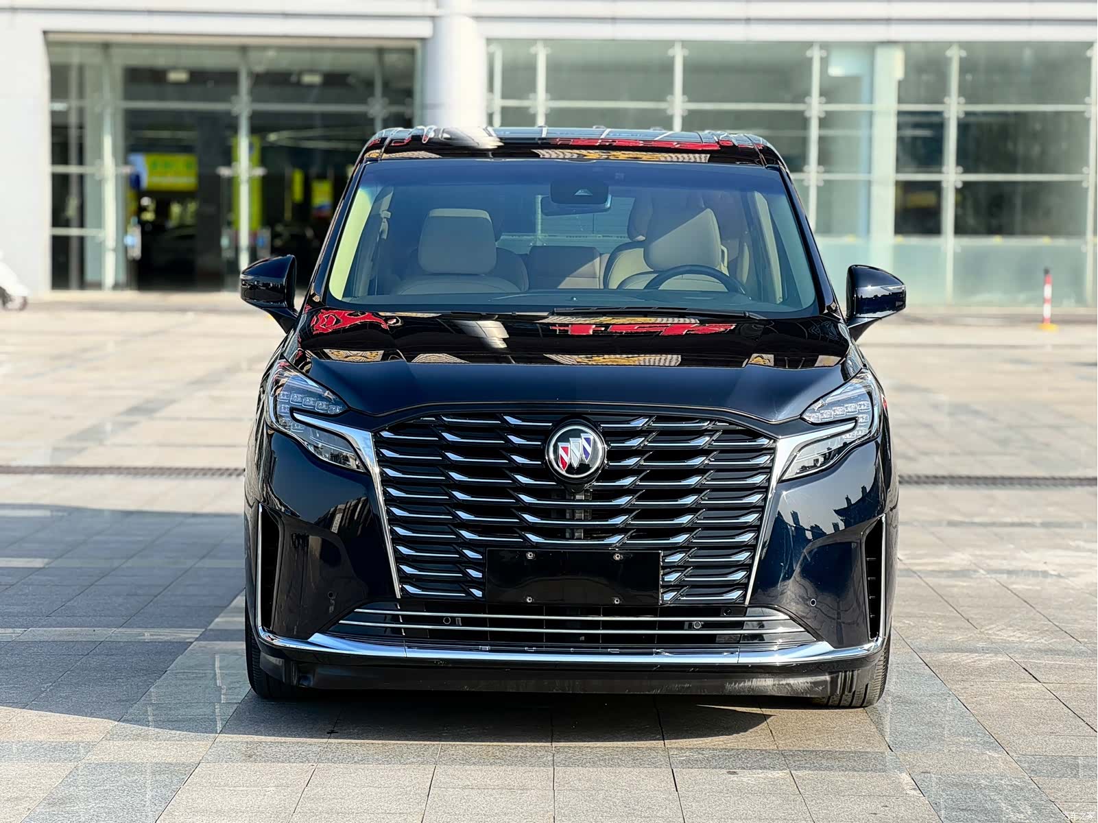 Buick GL8, 2023 2