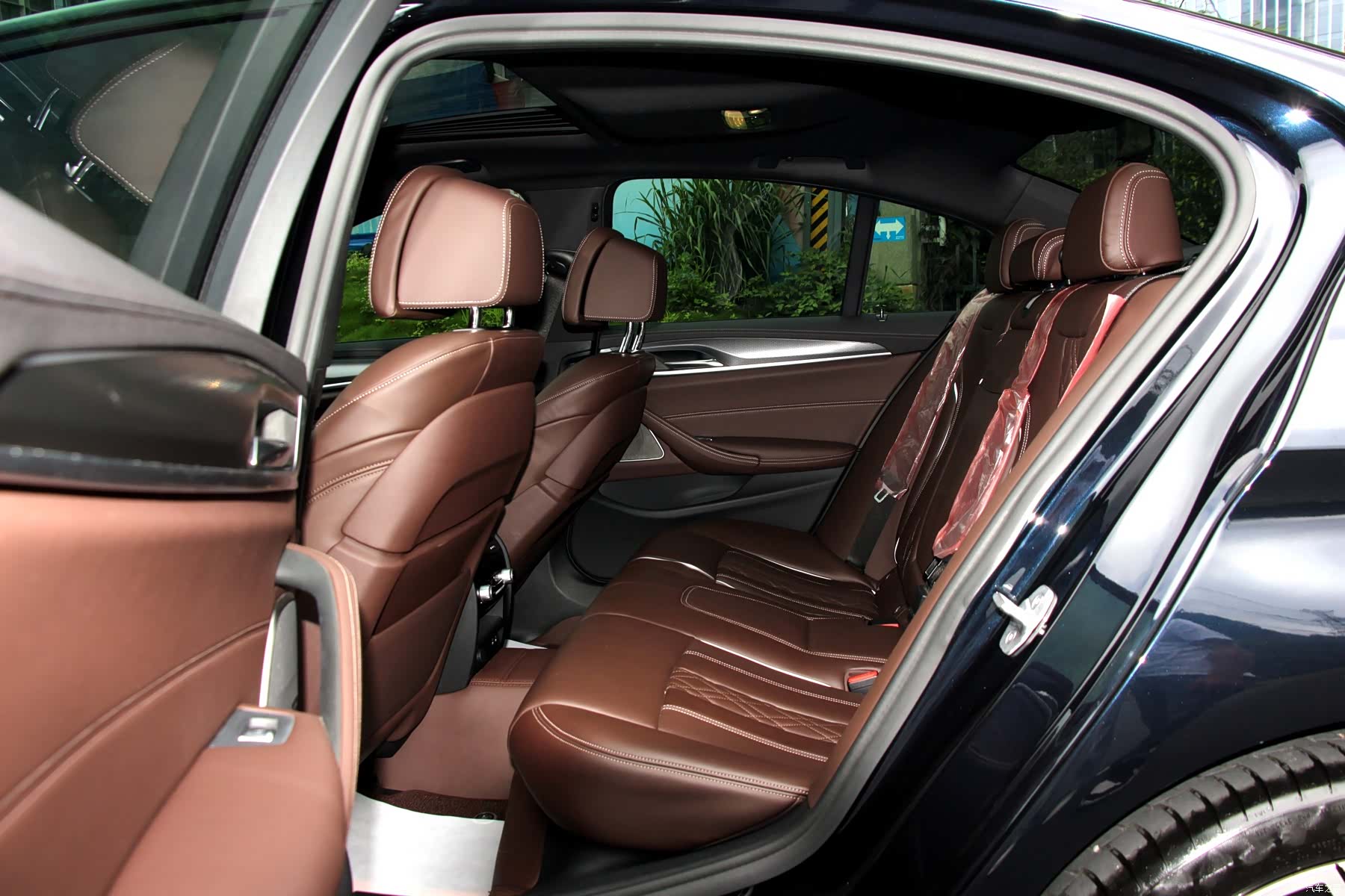 BMW 5 Series, 2022 9