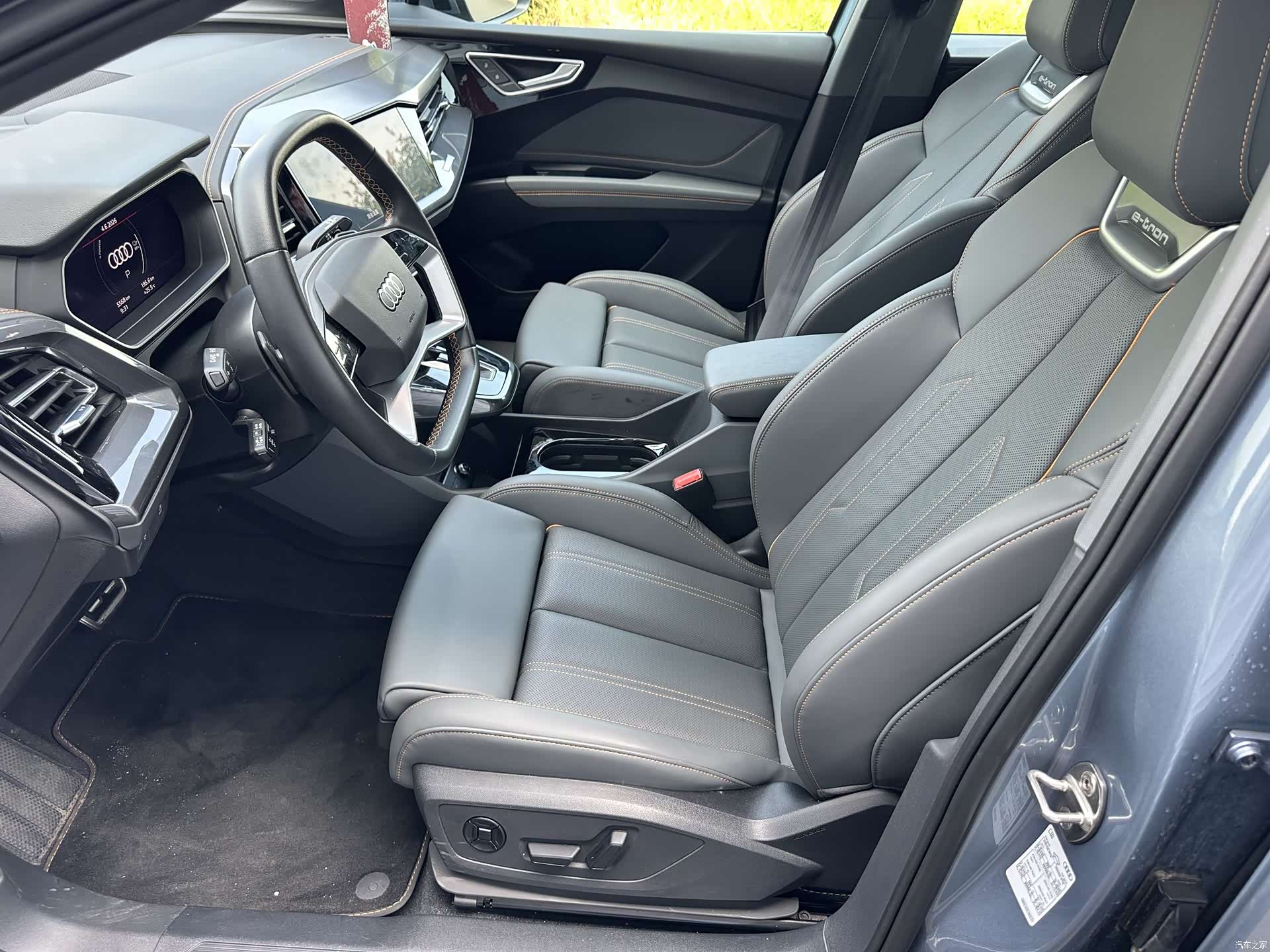 Audi Q4 e-tron, 2024 9