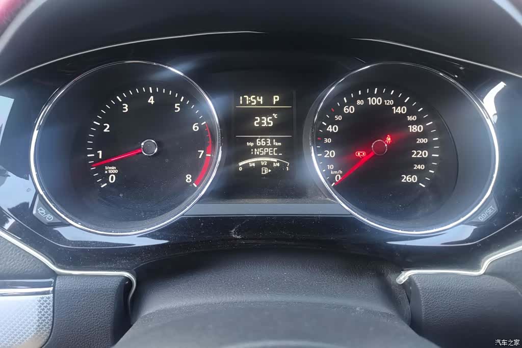 Volkswagen Sagitar, 2016 14