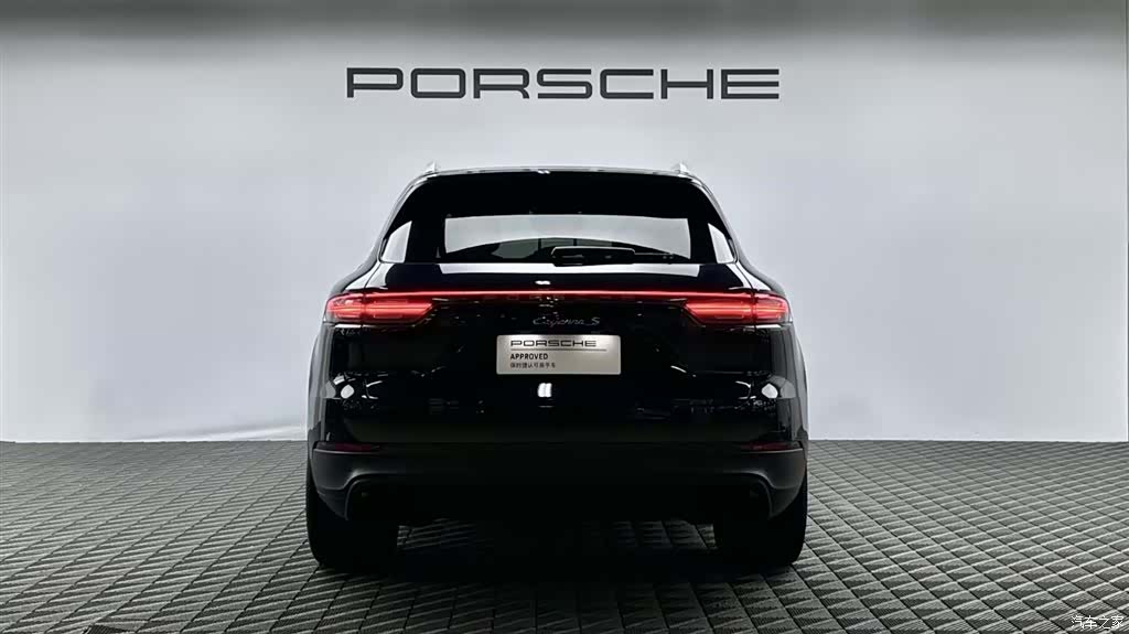 Porsche Cayenne, 2022 все фото