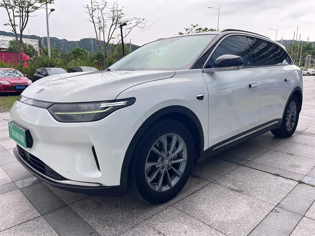 Leapmotor C11