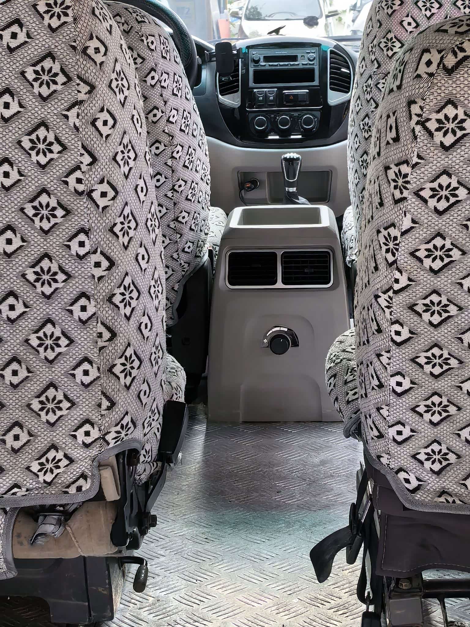 DongFeng M3L, 2018 13