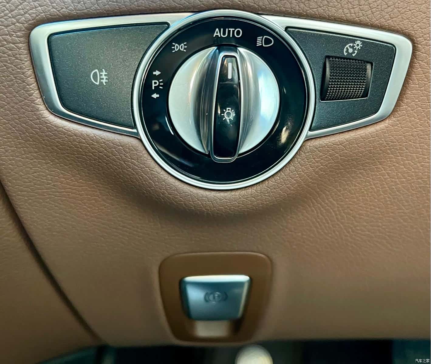 Mercedes-Benz E-Class, 2020 23