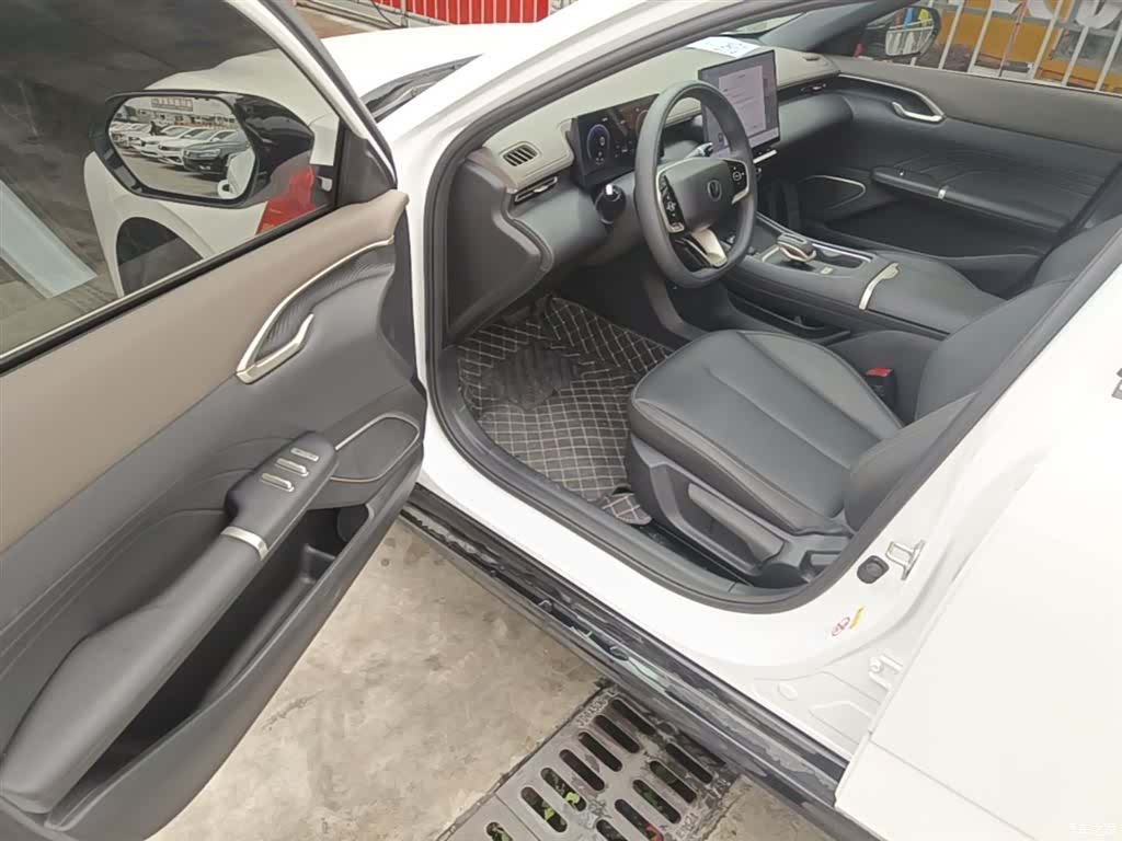 Changan Eado, 2025 16