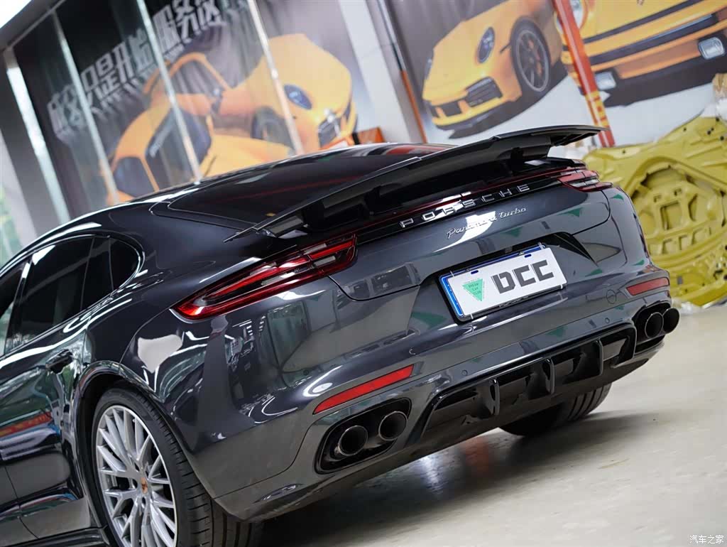 Porsche Panamera, 2017 2