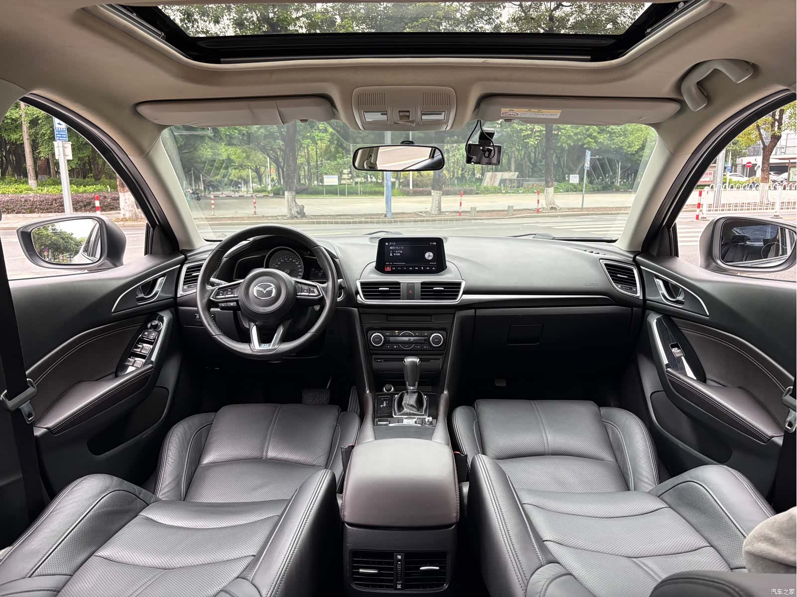 Mazda Mazda3, 2018 12