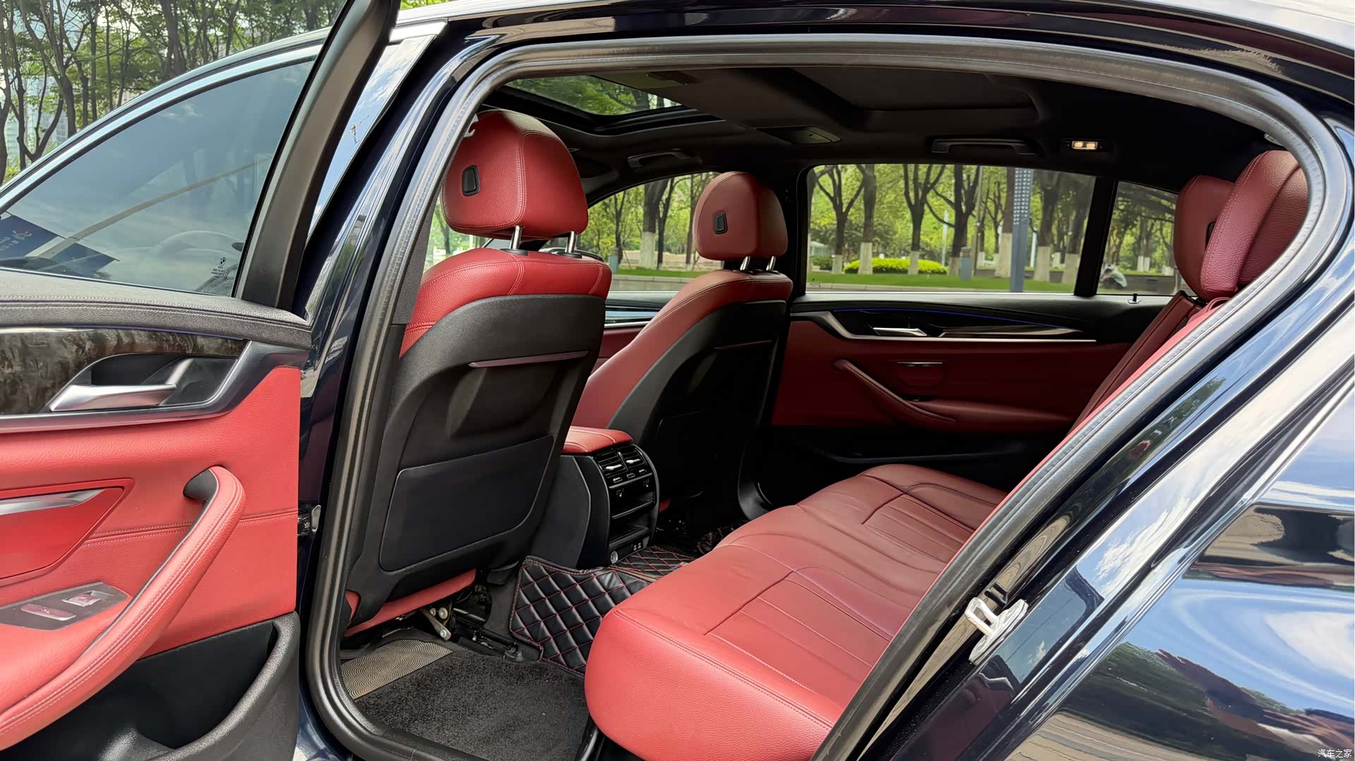BMW 5 Series, 2020 8