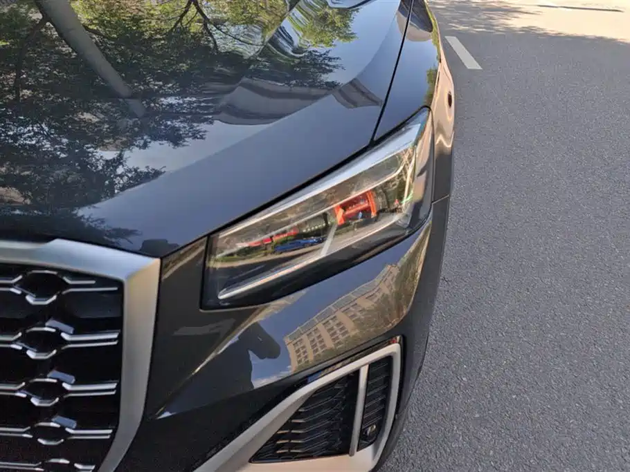 Audi Q2L Audi Q2L