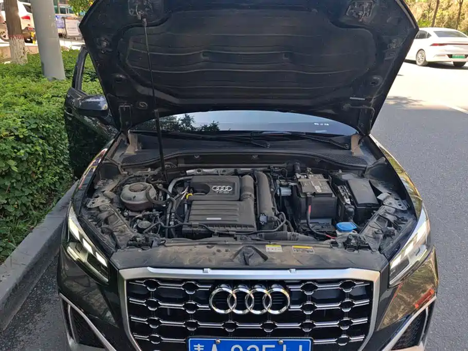 Audi Q2L Audi Q2L