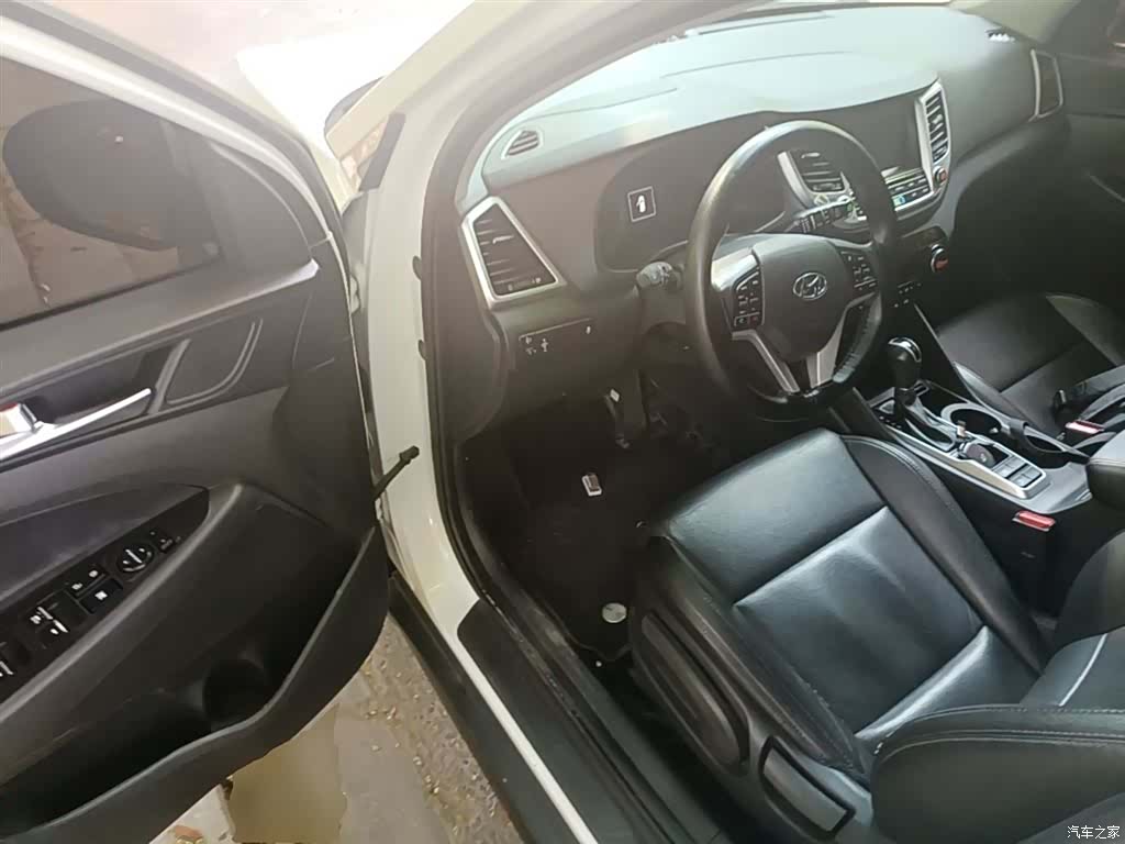 Hyundai Tucson, 2016 16