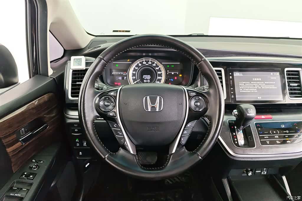 Honda Elysion, 2017 15