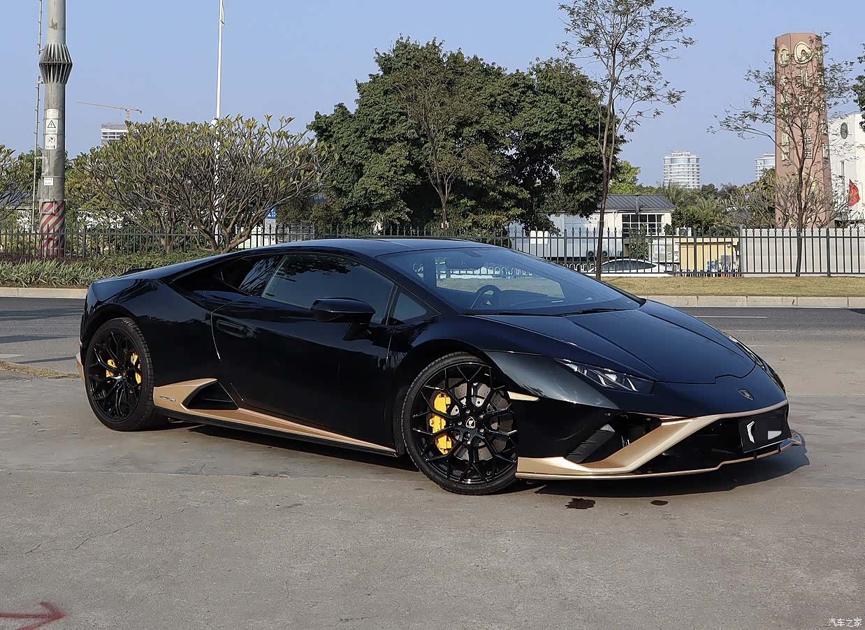Lamborghini Huracán, 2021 1