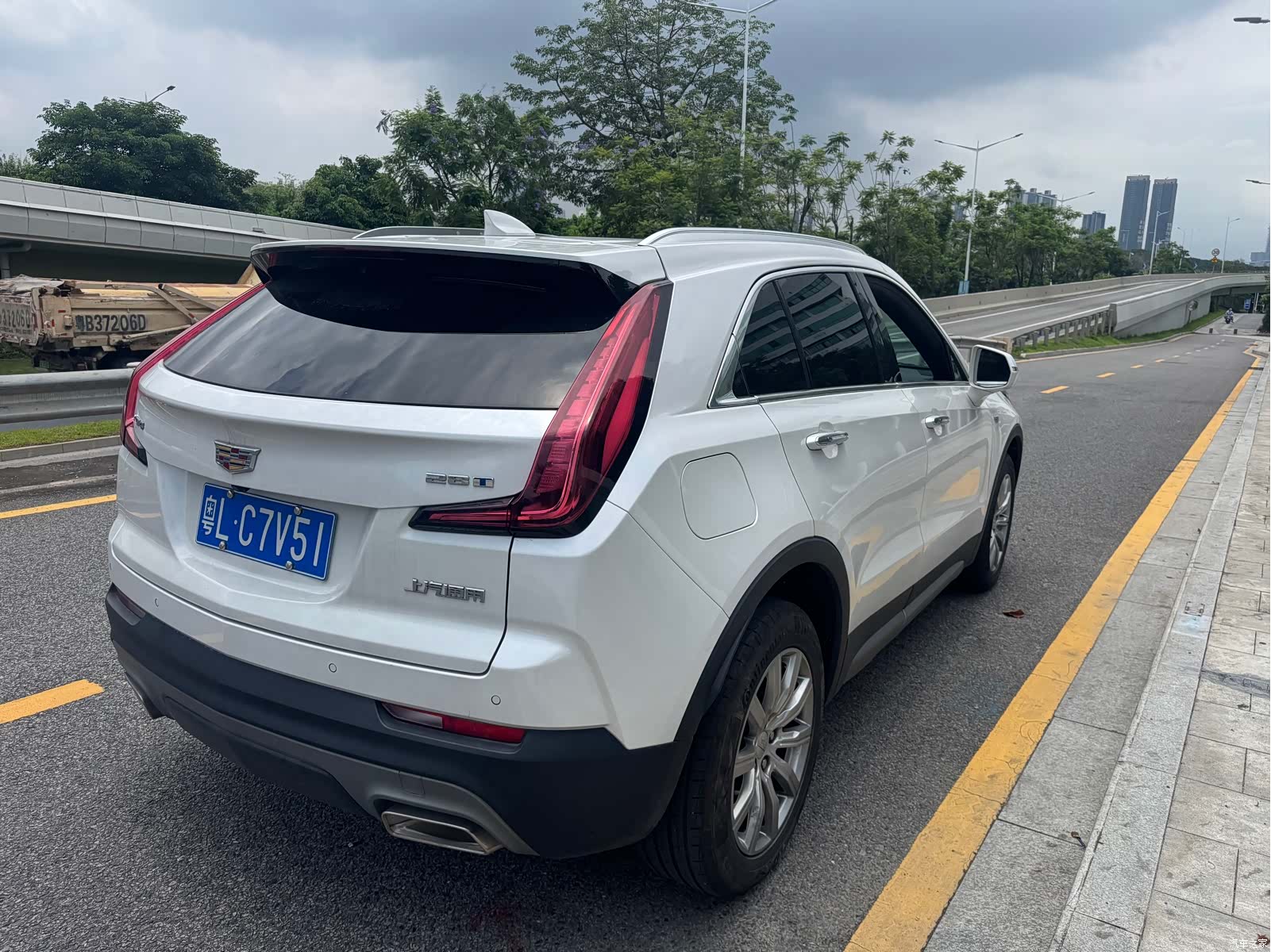 Cadillac XT4, 2023 все фото