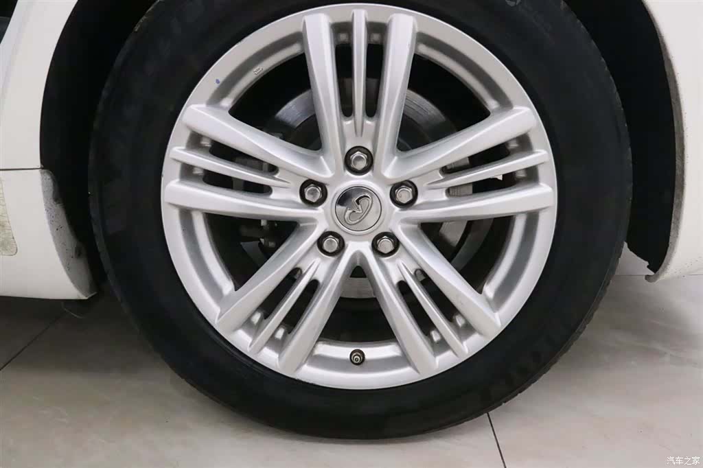 Infiniti G25, 2011 17