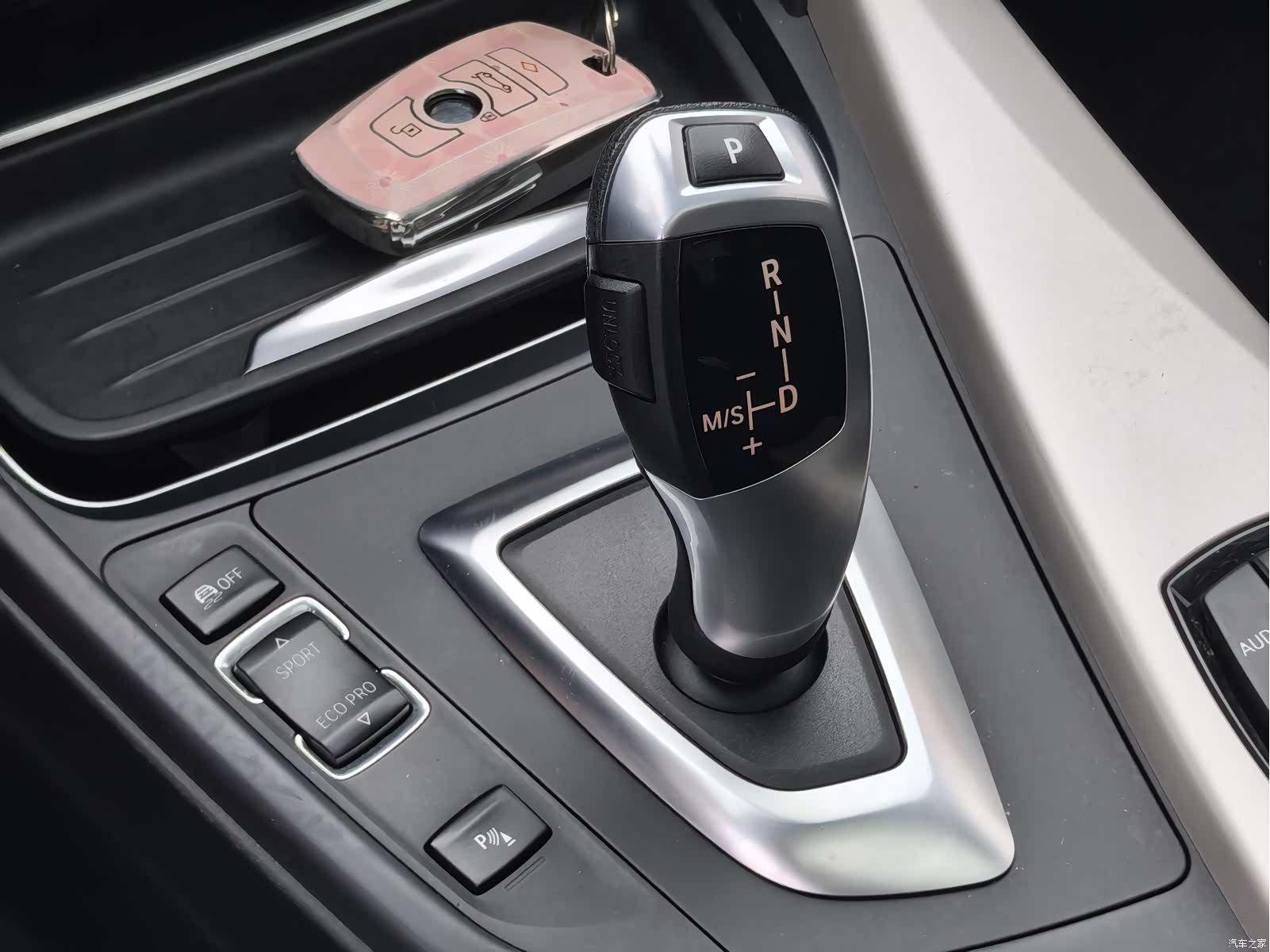 BMW 3 Series, 2015 13