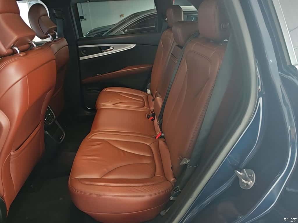 Lincoln MKX, 2017 17