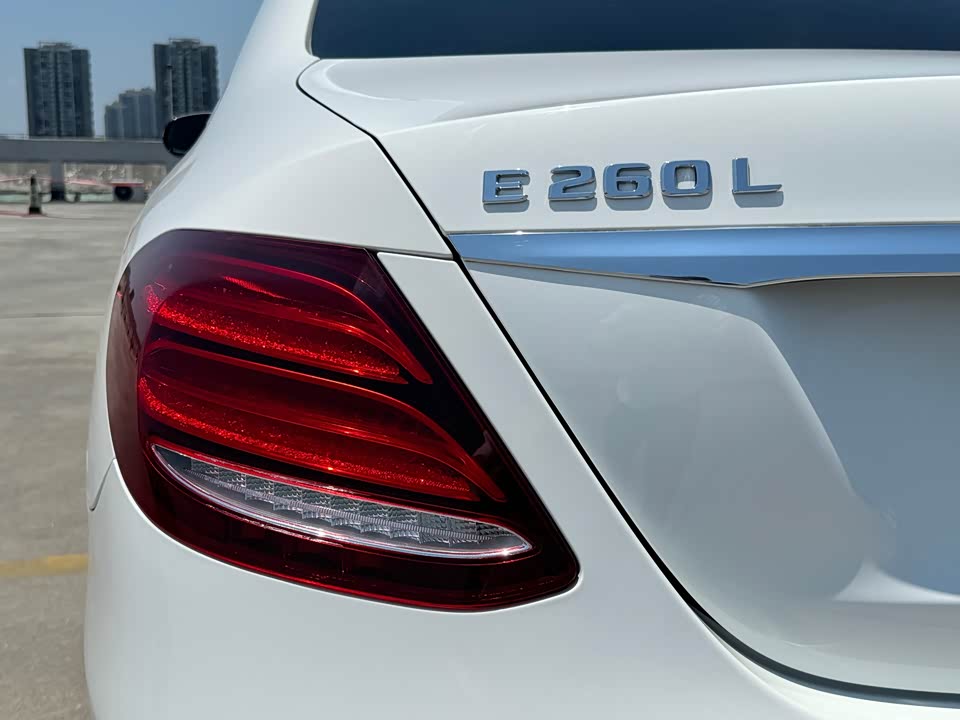 Mercedes-Benz E-class Mercedes-Benz E-class